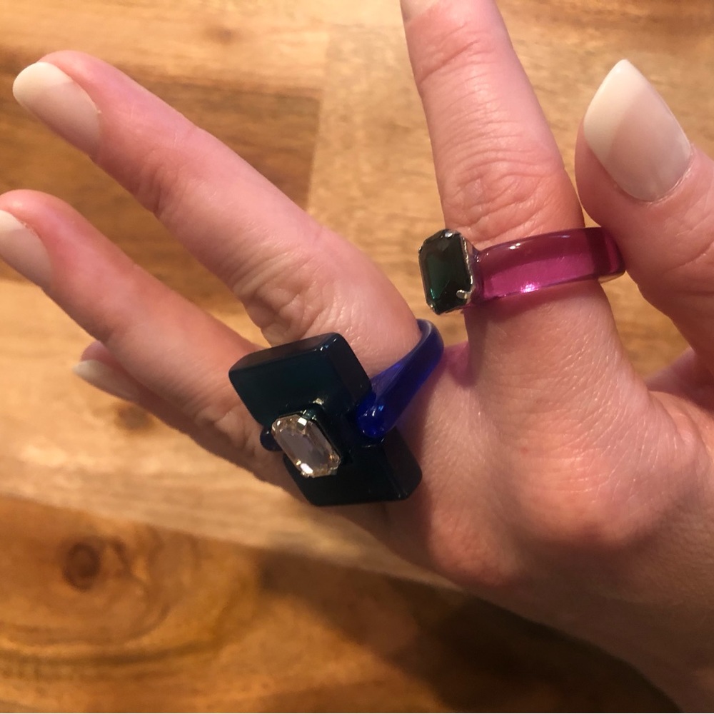 Acrylic Fashion Rings - Picture 6 of 10